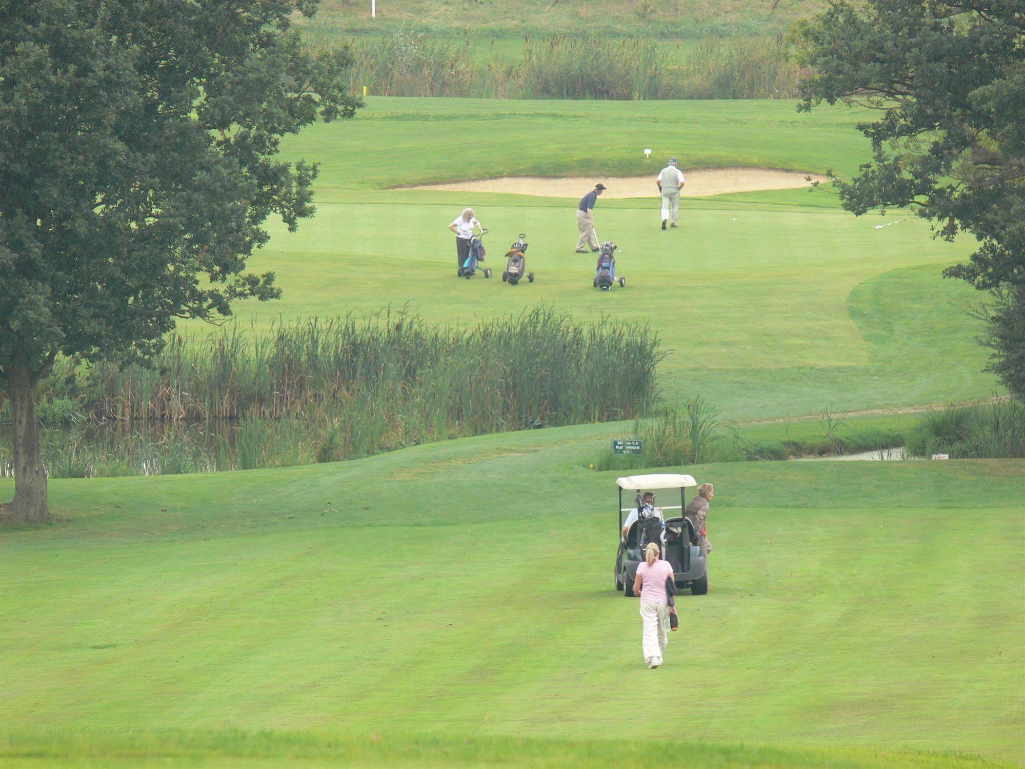 London Beach Country Hotel & Golf Club Tenterden Eksteriør bilde